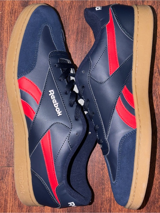 Reebok Other - Reebok size 12 Navy blue and Red Low Top Shoes